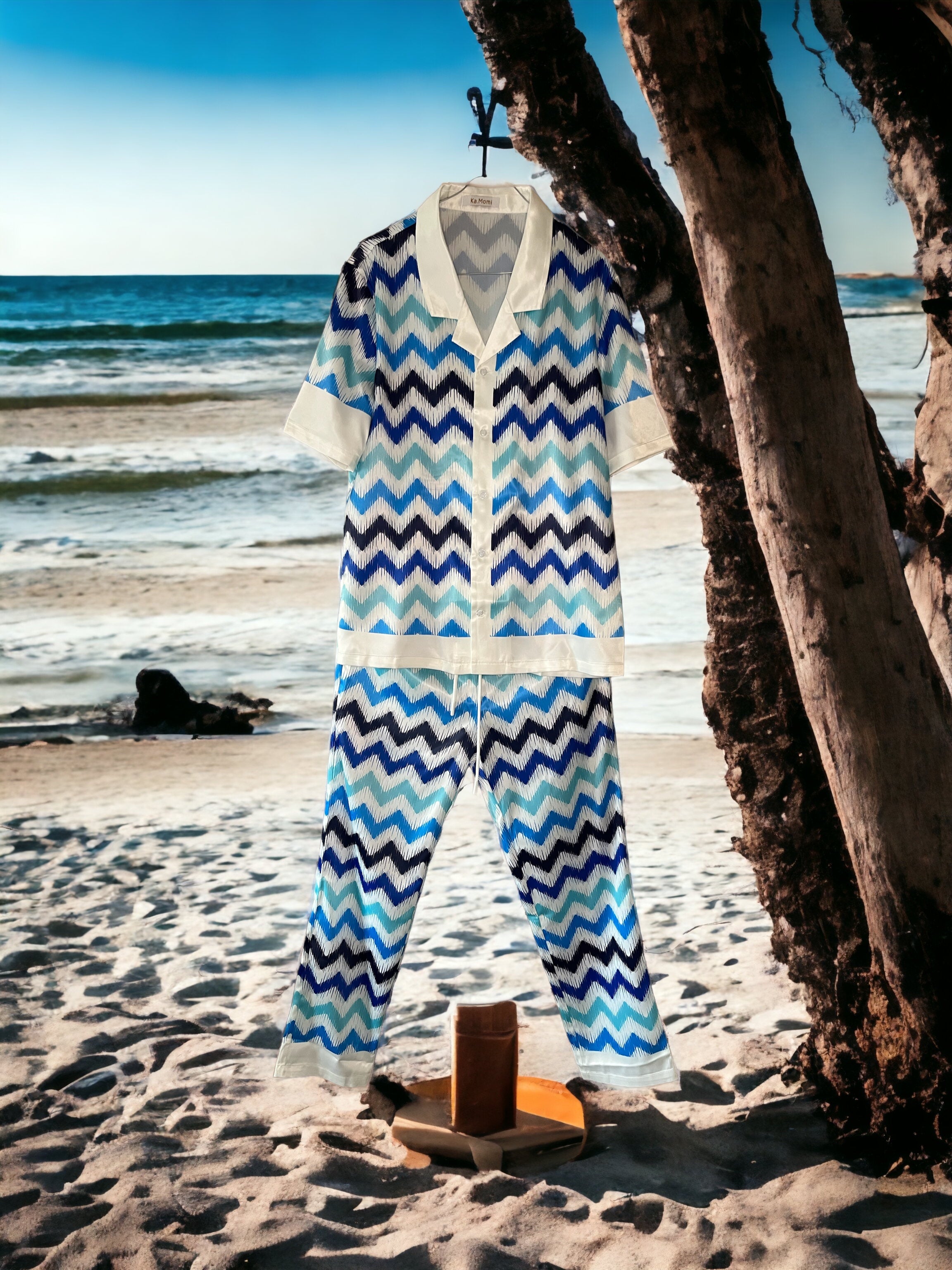 Ka.Momi "The Azure Blue"