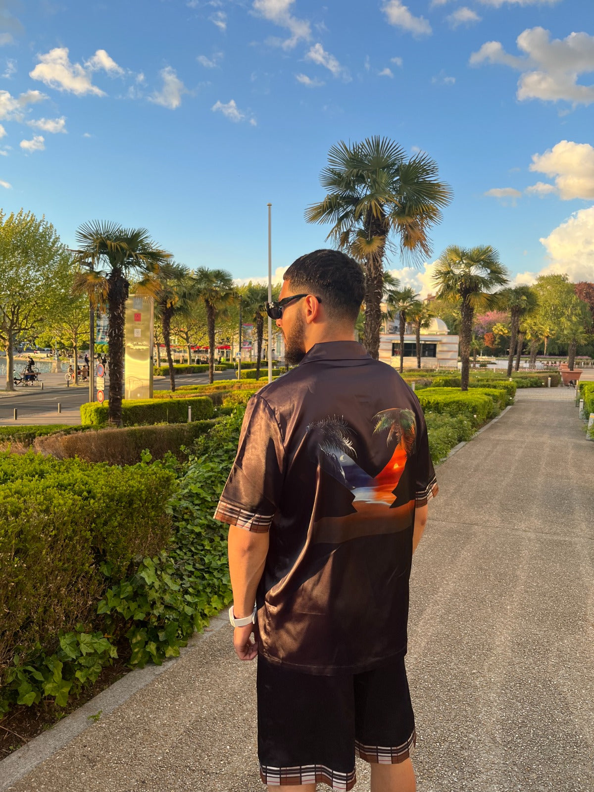 Ka.Momi "The Black Edition"