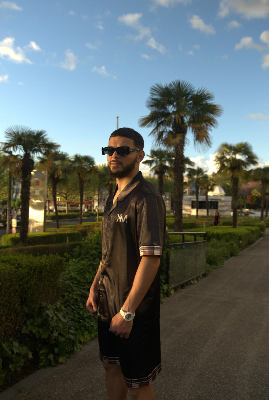 Ka.Momi "The Black Edition"